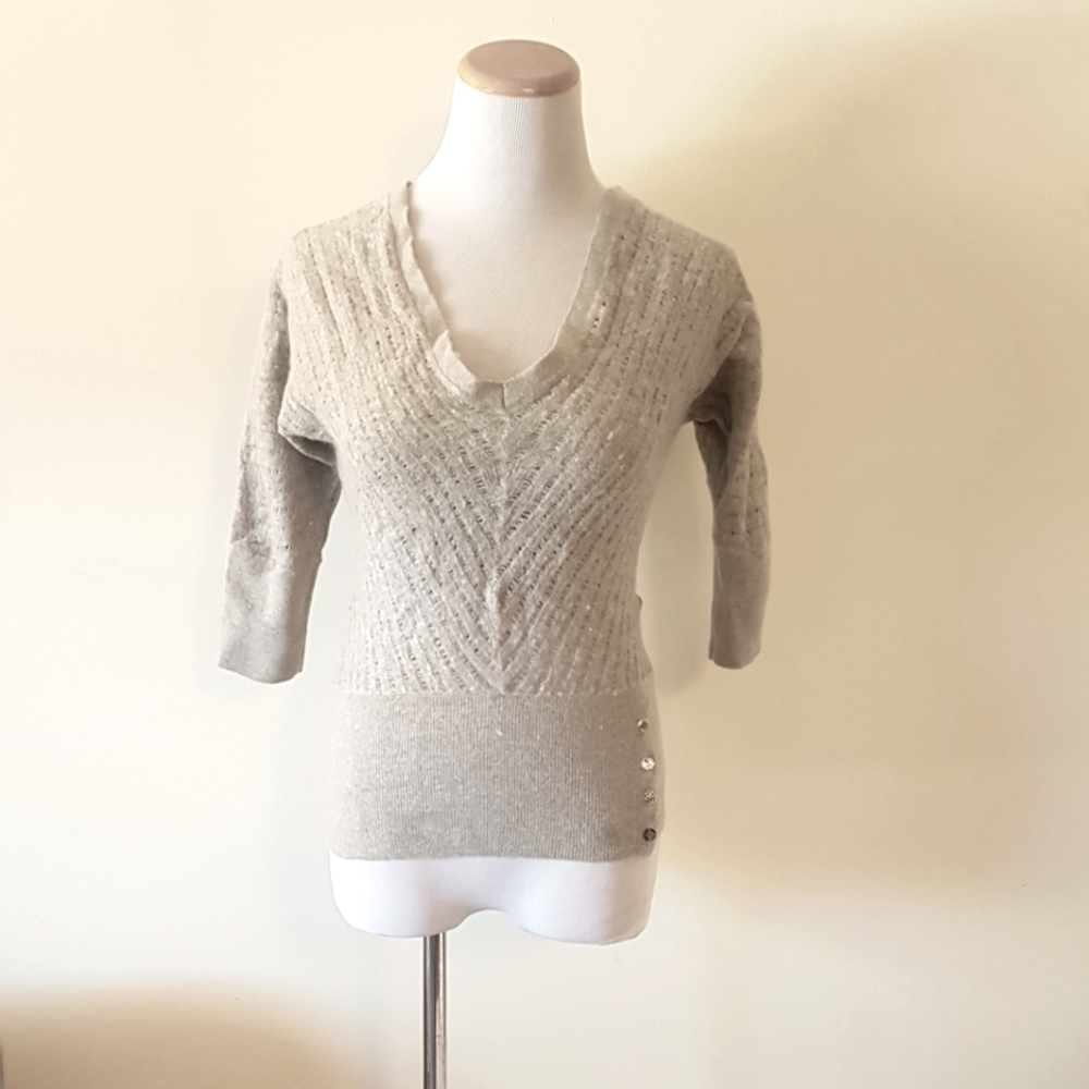 GUESS Knitted V Neck Sweater - Wool and Cashmere Blend, 3/4 Sleeves Grey…